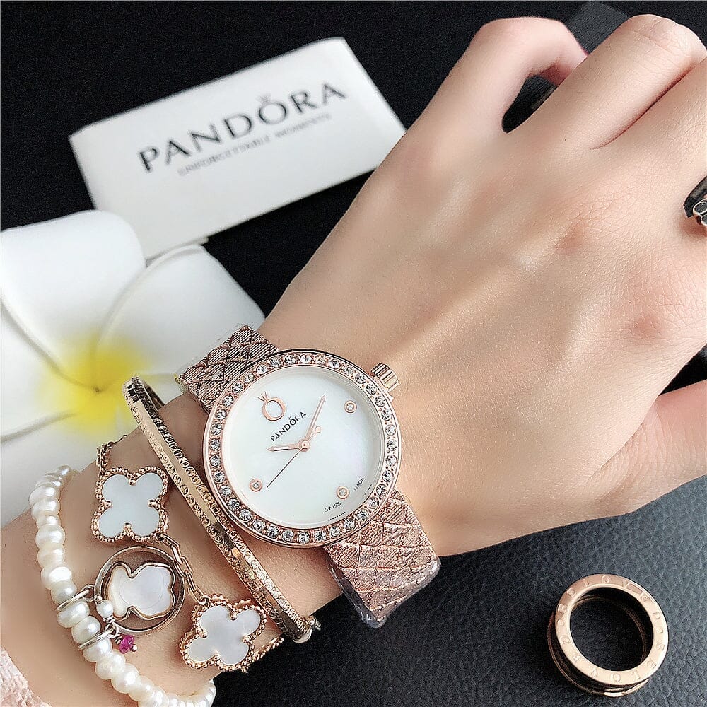 P A N D O R A Minimalist Glamour Pandora Luxvian