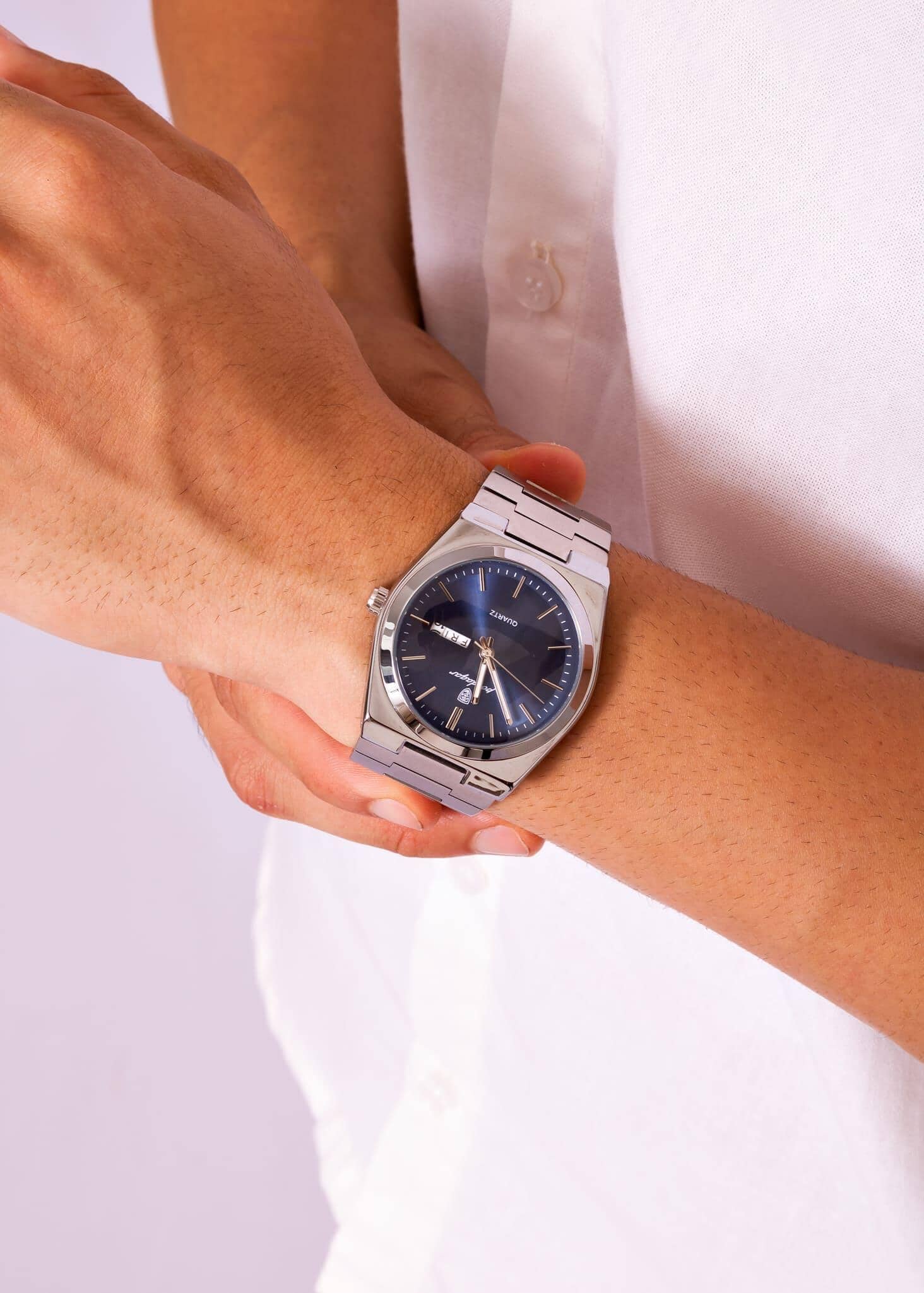 POEDAGAR Essenza 40mm Watch - Water Resistant | Stainless Steel Poedagar Luxvian 